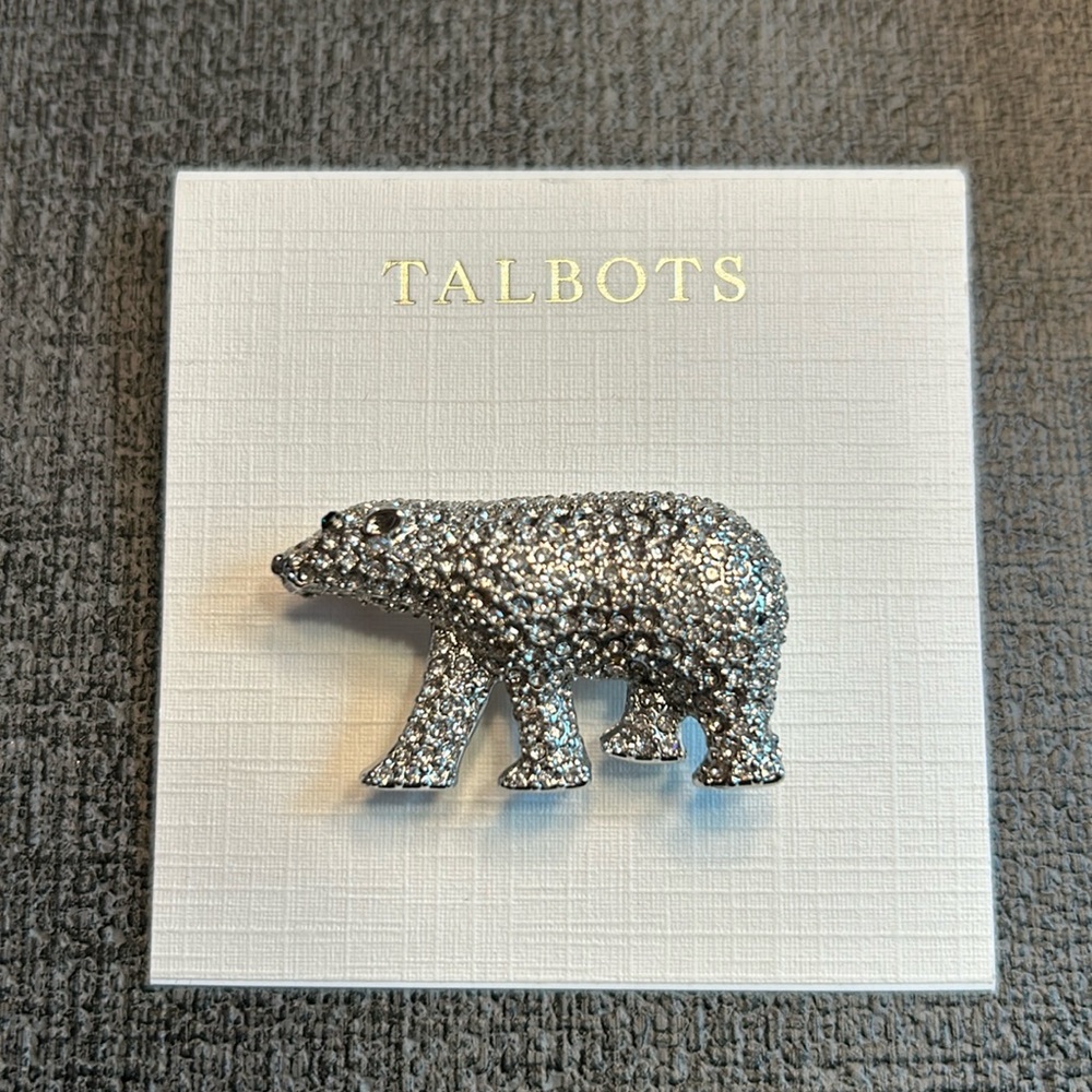 NWOT Talbots Polar Bear Pin